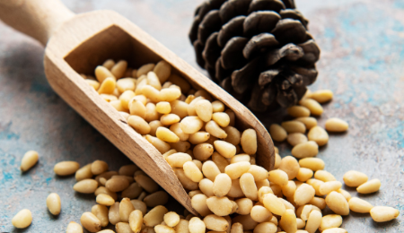 Кедрови ядки, здравословен продукт, натурални